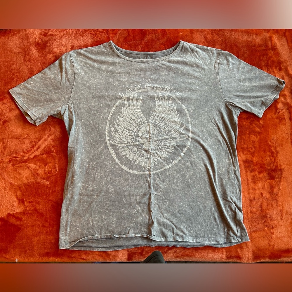 🦋LAST CHANCE, MUST GO (by 6/8) 
Journey Tee